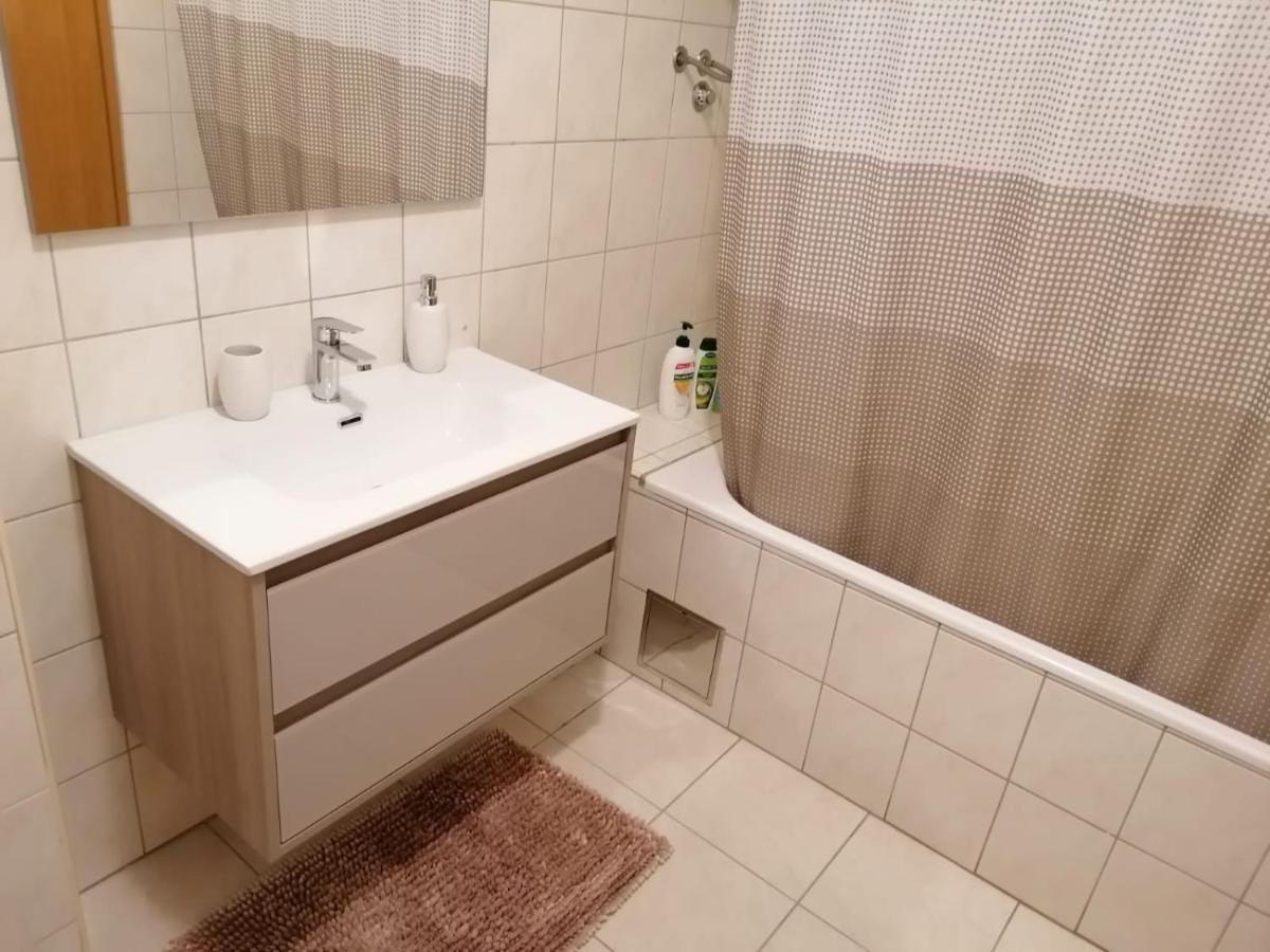 Spacious Apartment Smile With Terrace And Secure Garage Split Exteriör bild
