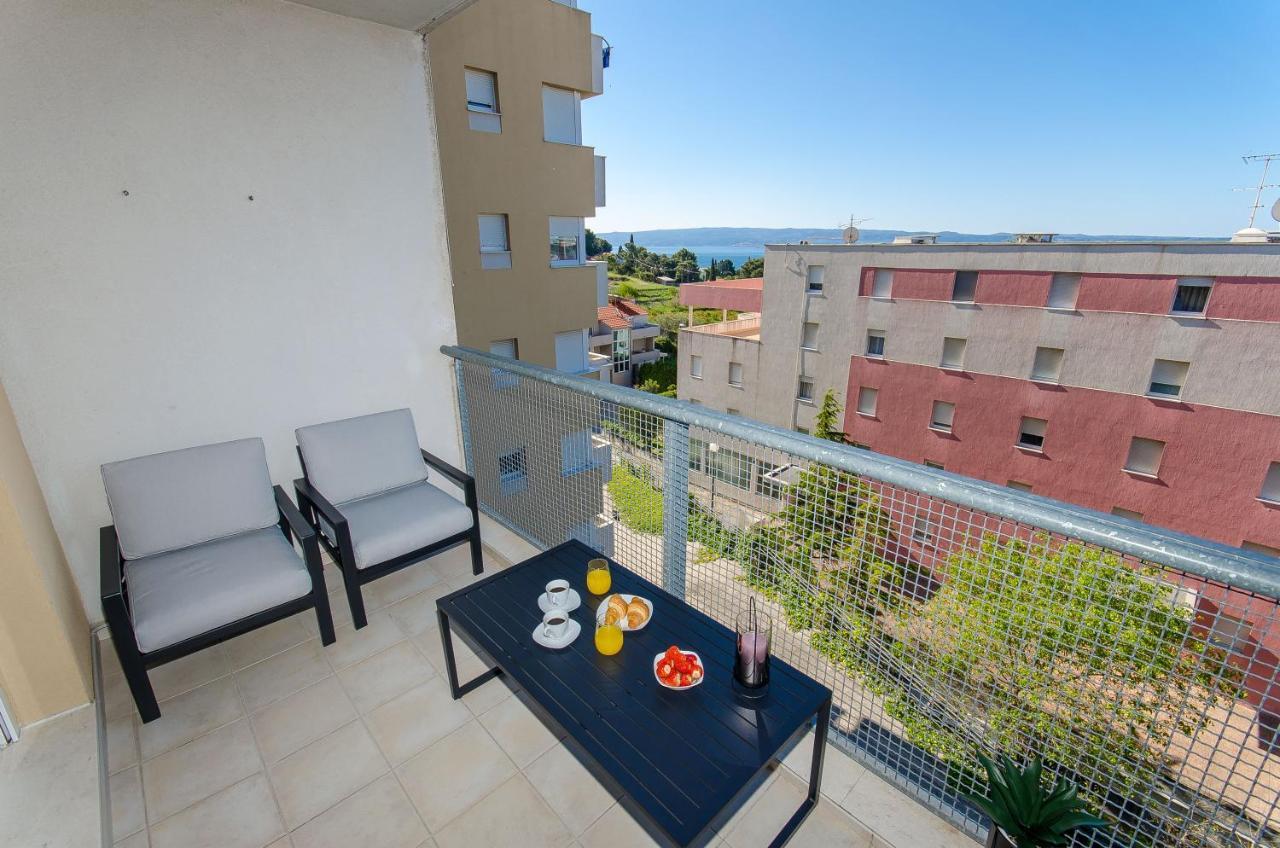 Spacious Apartment Smile With Terrace And Secure Garage Split Exteriör bild