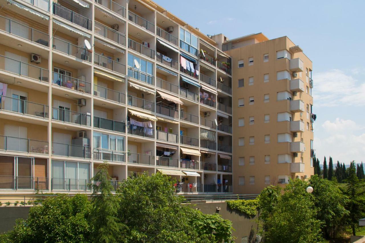 Spacious Apartment Smile With Terrace And Secure Garage Split Exteriör bild